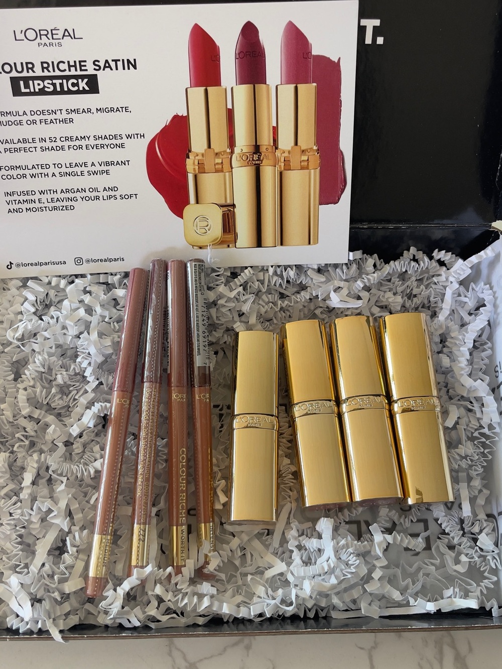 L'Oreal Gold Satin Lipstick Collection with Nude Lip Liners